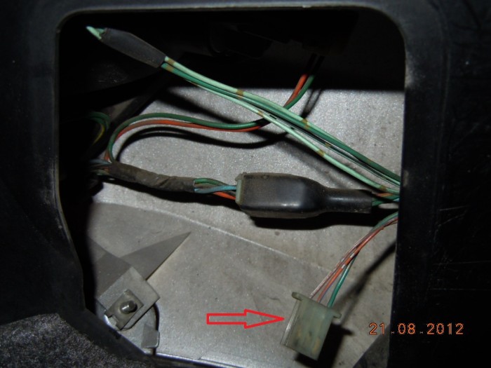 Spinotto libero a 3 fili per Diagnosi ABS.JPG